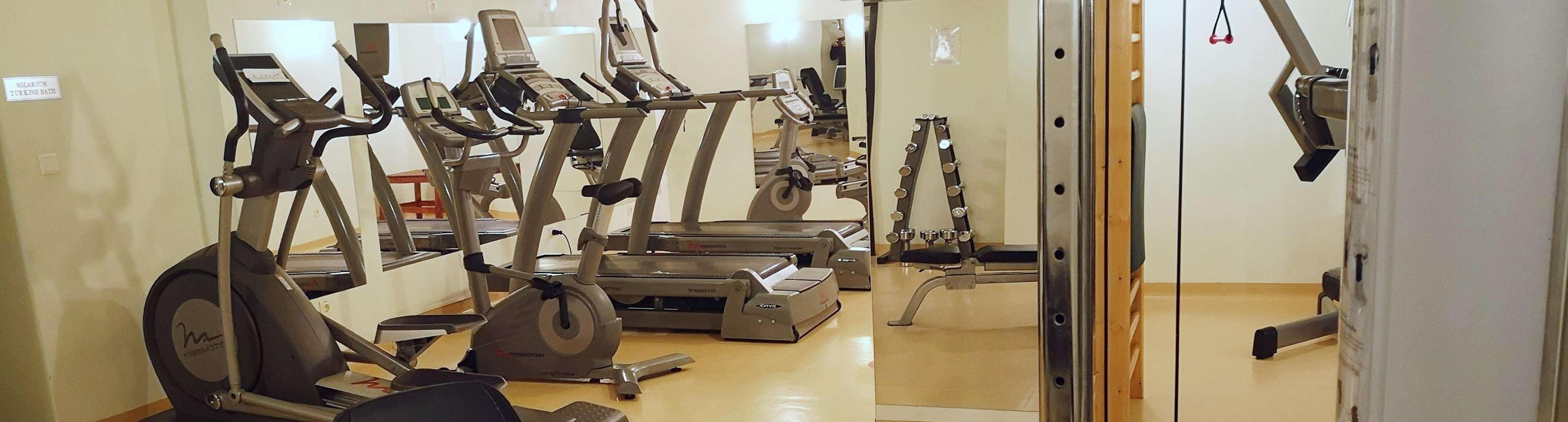Hotel Golden Tulip Ana Tower Sibiu Eksteriør billede