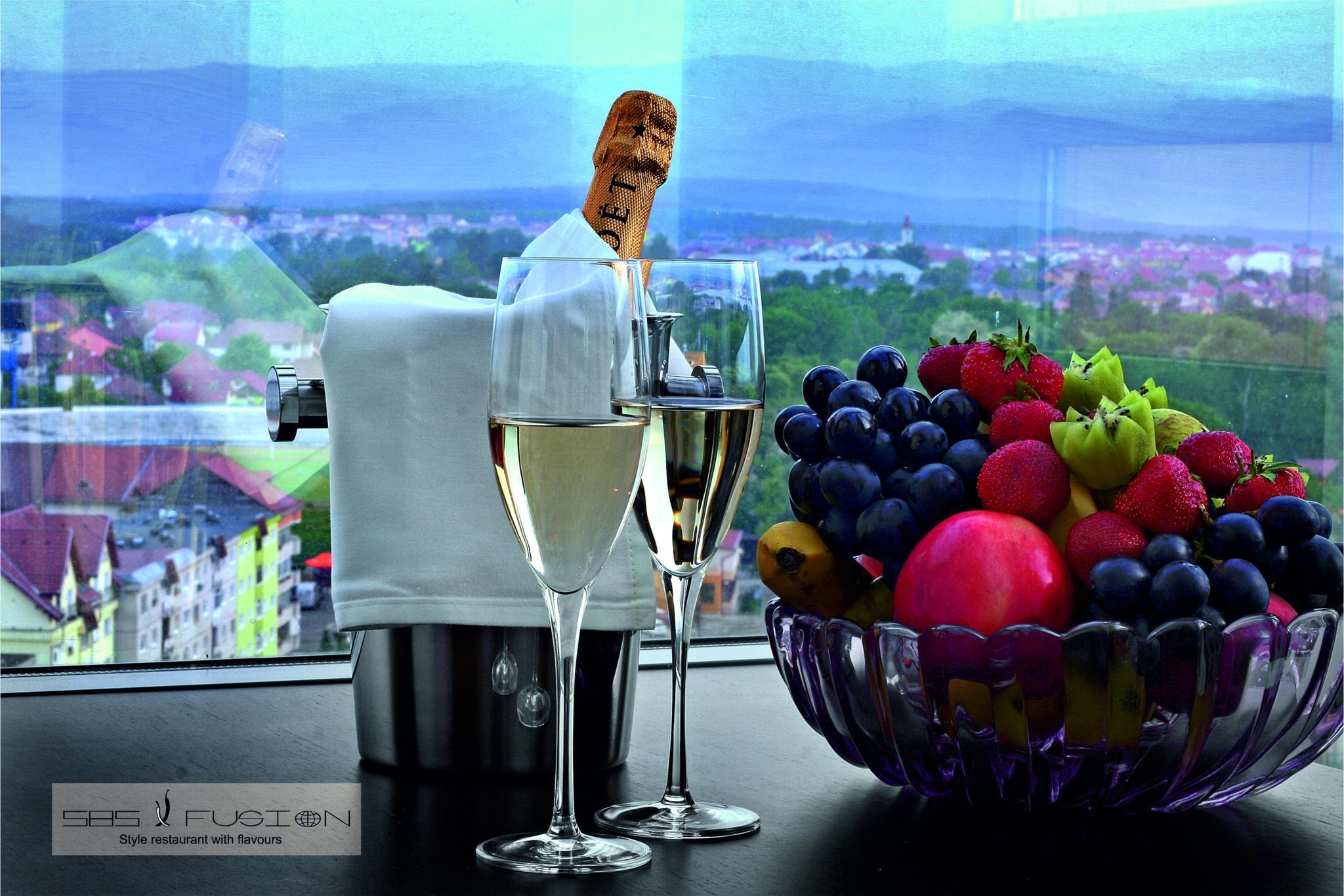 Hotel Golden Tulip Ana Tower Sibiu Eksteriør billede