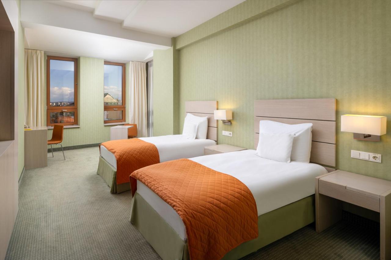 Hotel Golden Tulip Ana Tower Sibiu Eksteriør billede