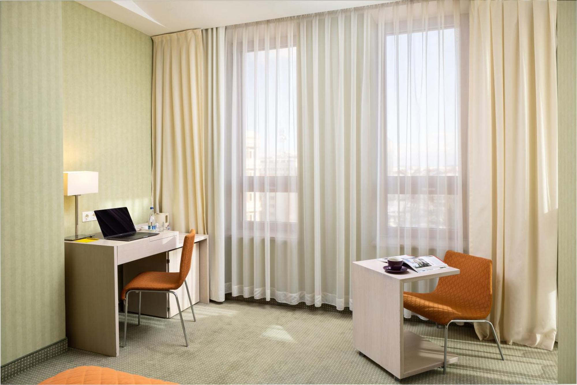Hotel Golden Tulip Ana Tower Sibiu Eksteriør billede