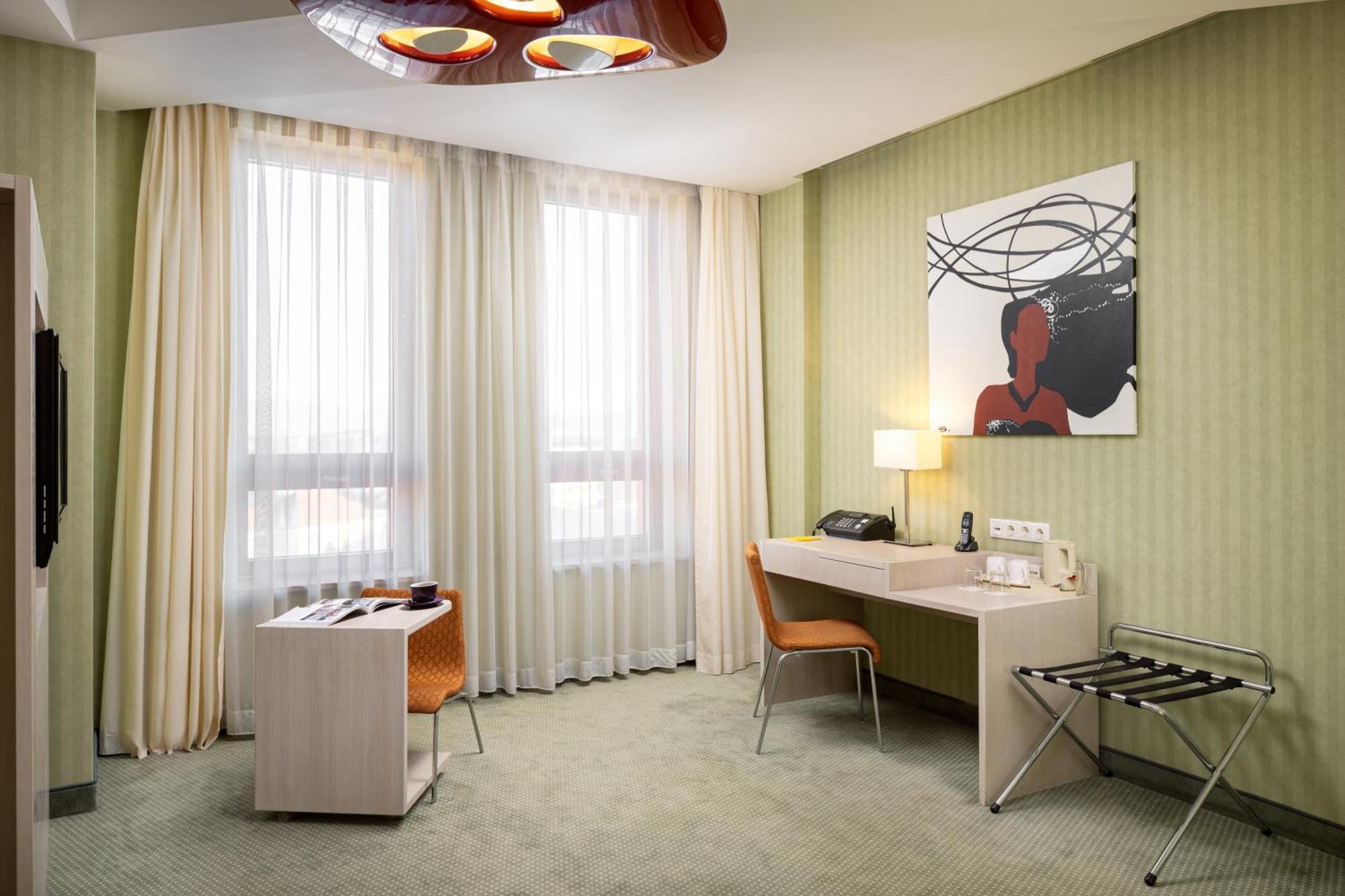 Hotel Golden Tulip Ana Tower Sibiu Eksteriør billede
