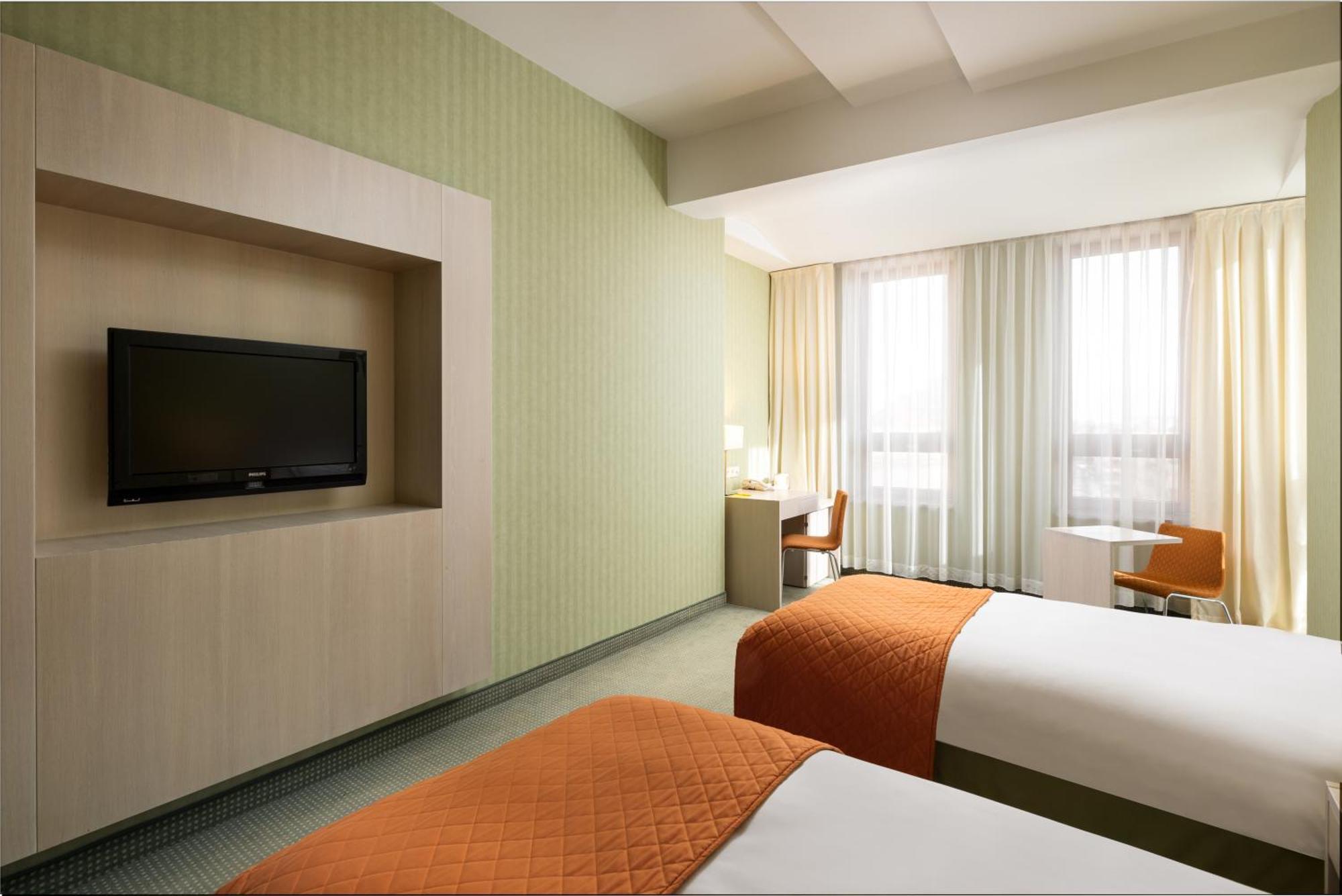 Hotel Golden Tulip Ana Tower Sibiu Eksteriør billede