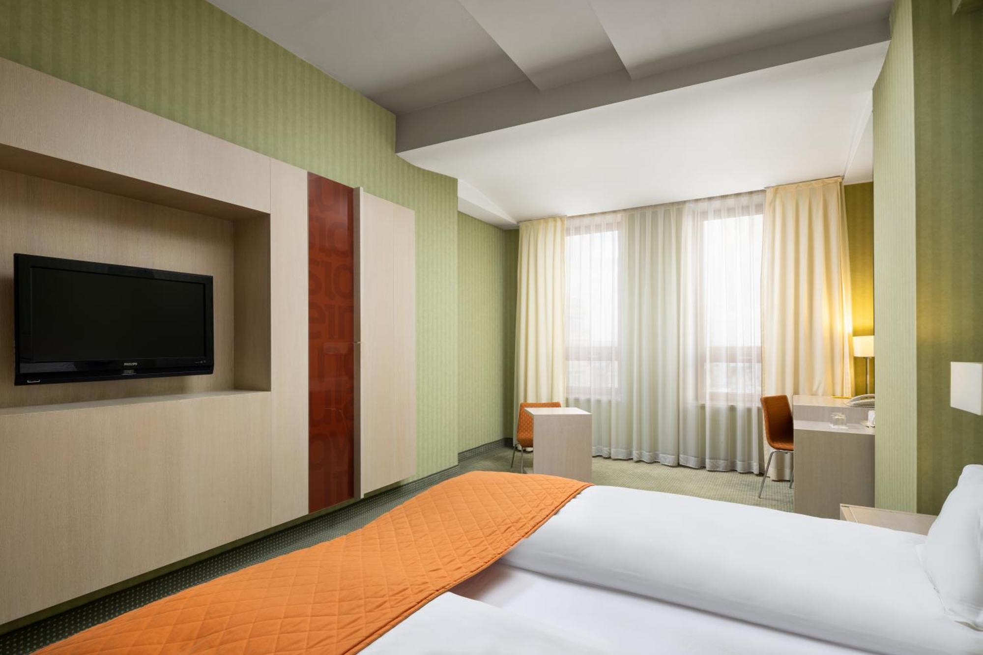 Hotel Golden Tulip Ana Tower Sibiu Eksteriør billede