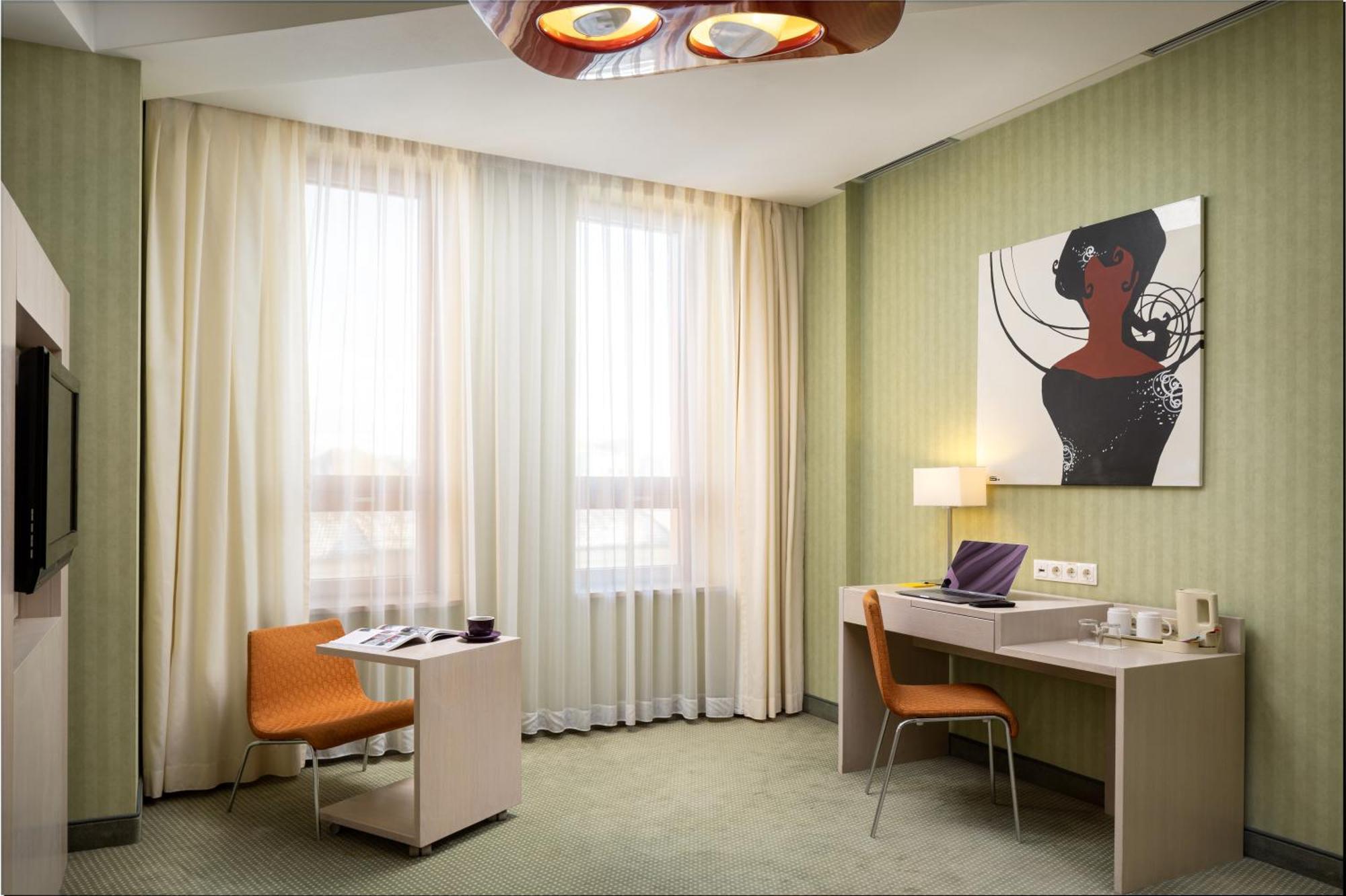 Hotel Golden Tulip Ana Tower Sibiu Eksteriør billede