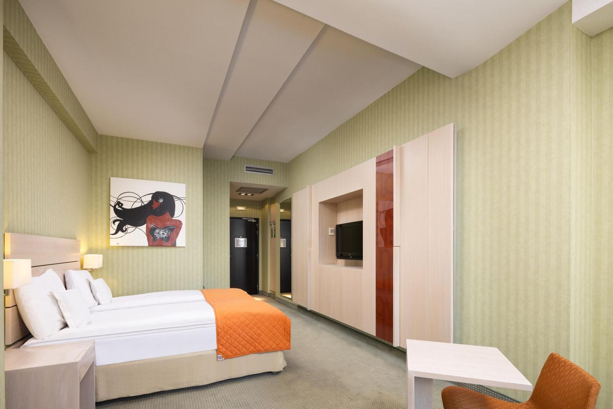 Hotel Golden Tulip Ana Tower Sibiu Eksteriør billede